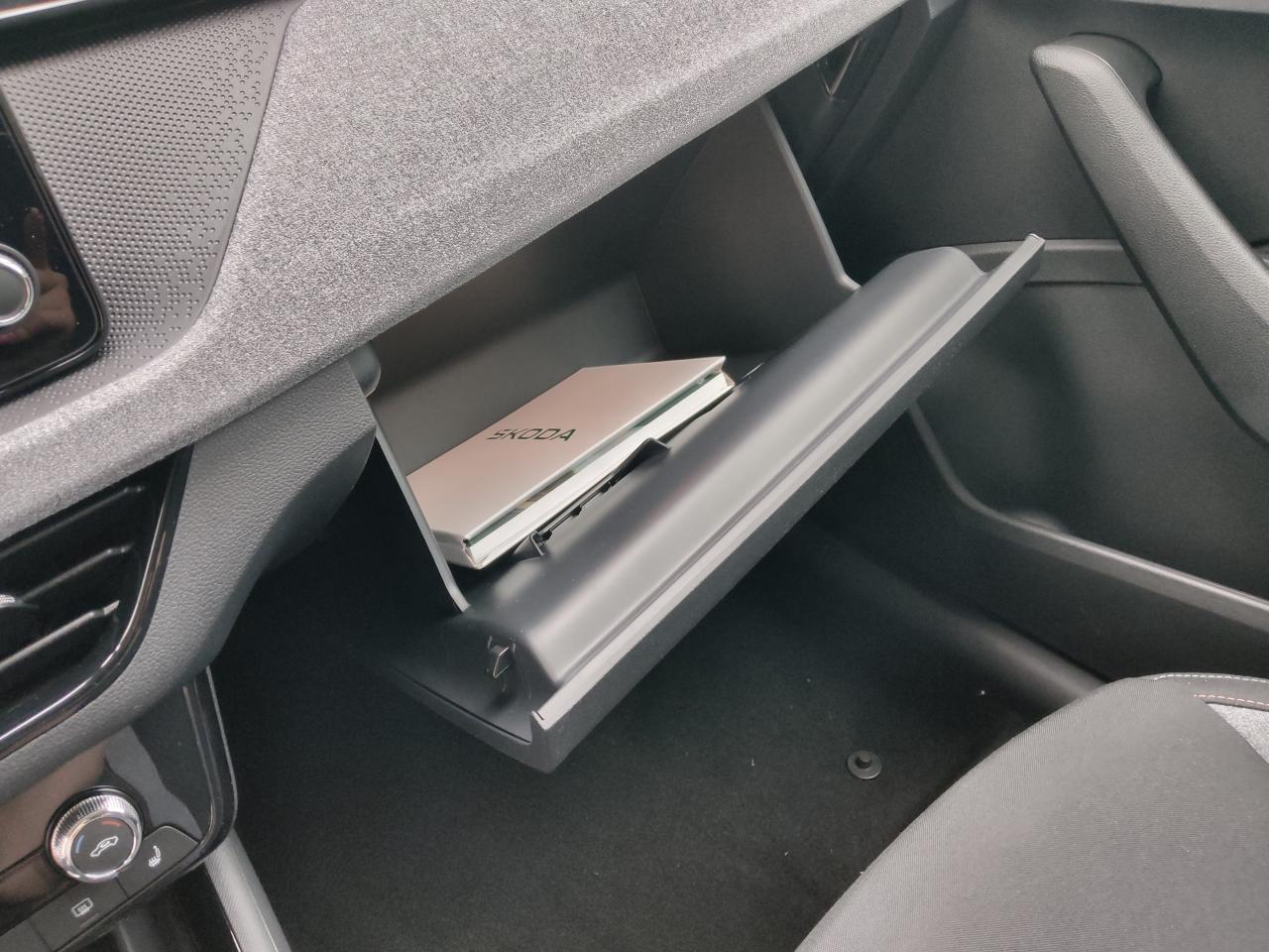 Skoda KAMIQ SELECTION EDGE 1.0 TSI, CO2-Klasse: D, LED SMARTLINK SHZ Bildbeschreibung: Skoda KAMIQ SELECTION EDGE 1.0 TSI, CO2-Klasse: D, LED SMARTLINK SHZ