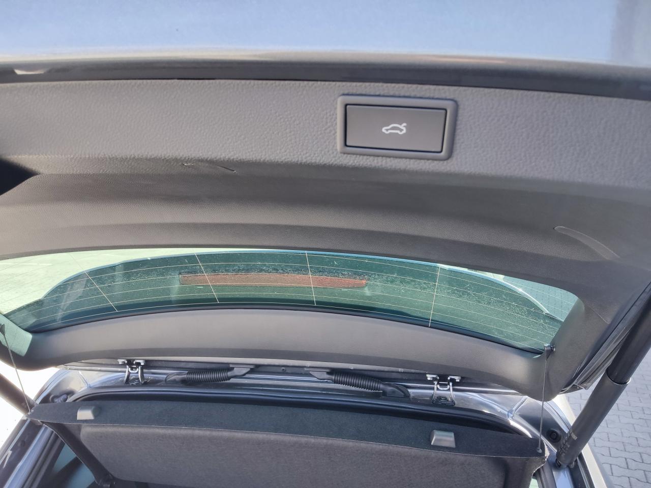 Skoda KAROQ SPORTLINE 1.5 TSI DSG NAVI SHZ AHZV EPH Bildbeschreibung: Skoda KAROQ SPORTLINE 1.5 TSI DSG NAVI SHZ AHZV EPH