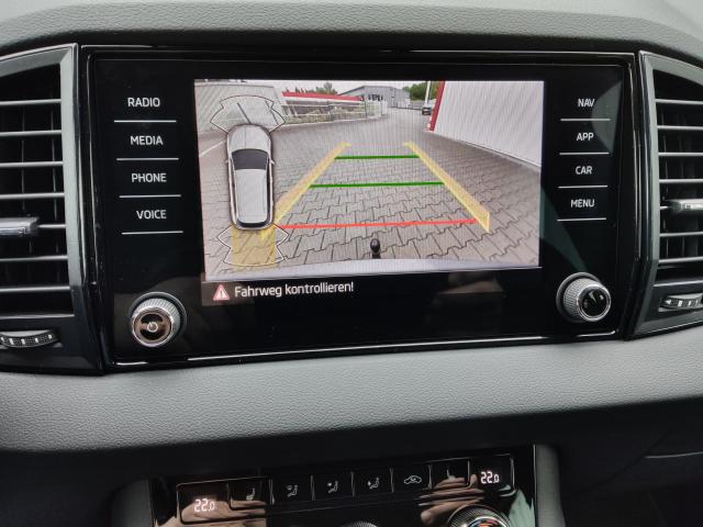 Skoda KAROQ SPORTLINE 1.5 TSI DSG, CO2-Klasse: E, PANOR.-D. MATRIX-LED Bildbeschreibung: Skoda KAROQ SPORTLINE 1.5 TSI DSG, CO2-Klasse: E, PANOR.-D. MATRIX-LED