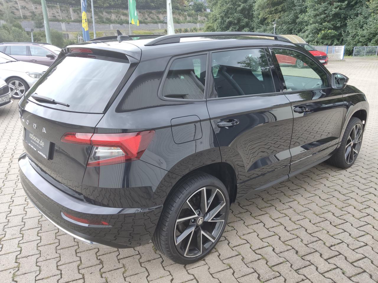 Skoda KAROQ SPORTLINE 1.5 TSI NAVI SITZHEIZ. EINPARKH. Bildbeschreibung: Skoda KAROQ SPORTLINE 1.5 TSI NAVI SITZHEIZ. EINPARKH.