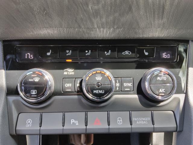 Skoda KAROQ SPORTLINE 1.5 TSI DSG, CO2-Klasse: E, PANORAMA MATRIX LED Bildbeschreibung: Skoda KAROQ SPORTLINE 1.5 TSI DSG, CO2-Klasse: E, PANORAMA MATRIX LED