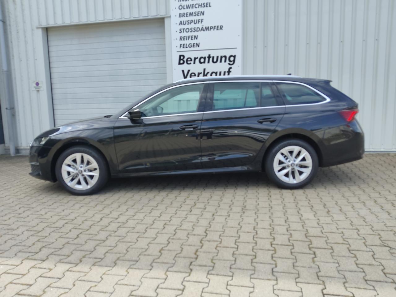 Skoda OCTAVIA KOMBI SELECTION PLUS 1.5 TSI DSG mHEV, CO2-Klasse: D, Bildbeschreibung: Skoda OCTAVIA KOMBI SELECTION PLUS 1.5 TSI DSG mHEV, CO2-Klasse: D,