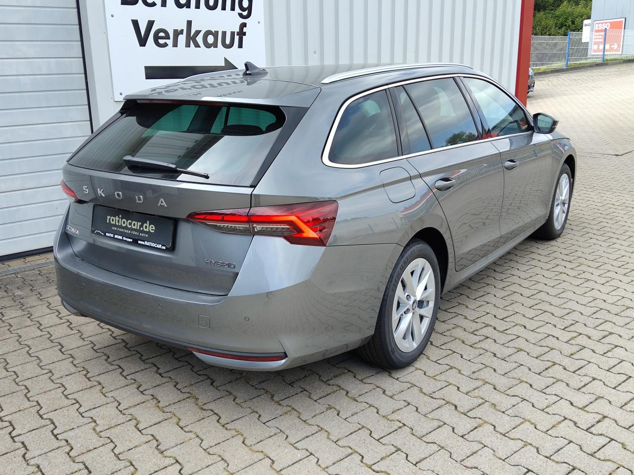 Skoda OCTAVIA KOMBI SELECTION PLUS 1.5 TSI DSG mHEV, CO2-Klasse: D, Bildbeschreibung: Skoda OCTAVIA KOMBI SELECTION PLUS 1.5 TSI DSG mHEV, CO2-Klasse: D,