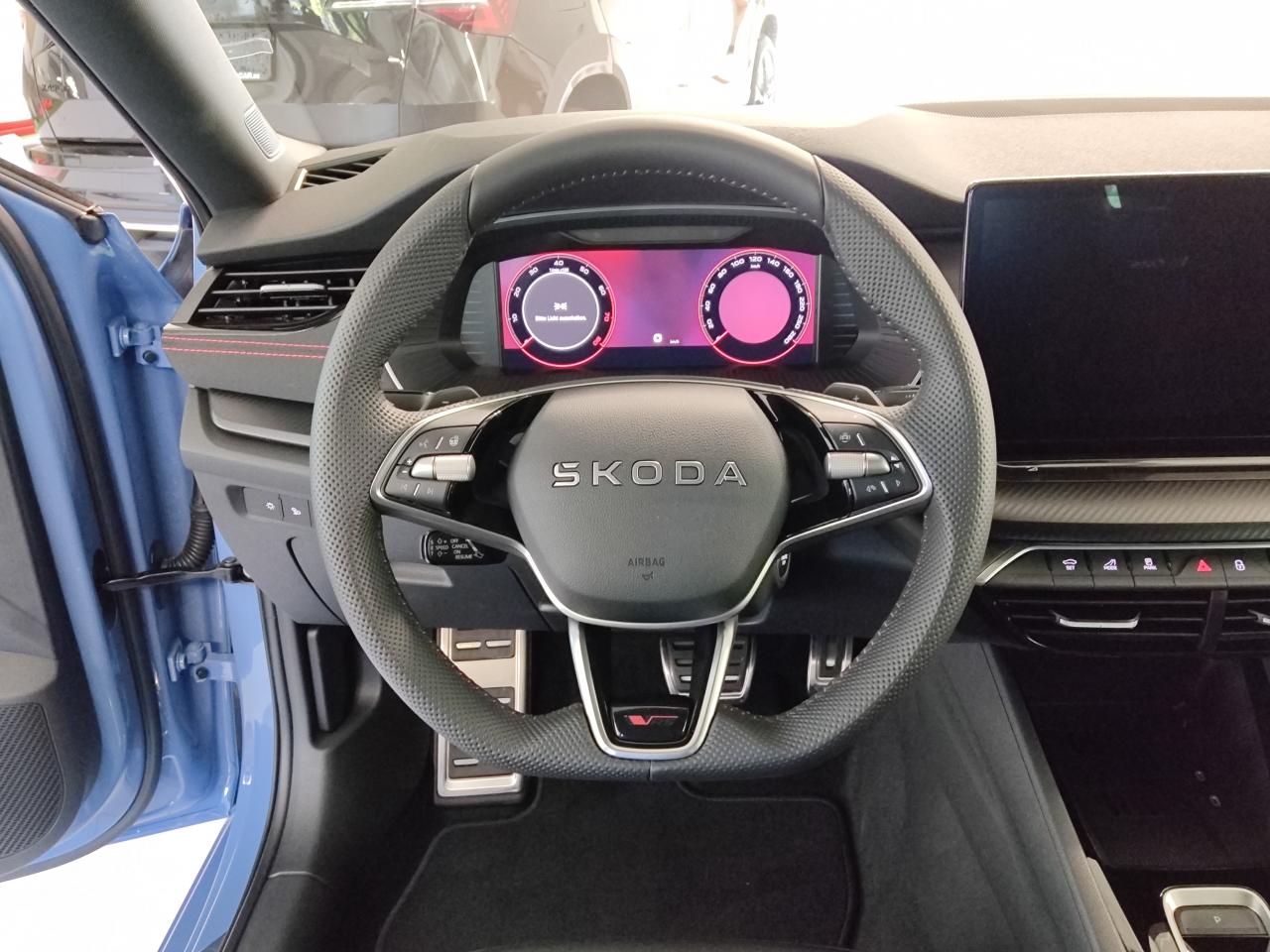 Skoda OCTAVIA RS 2.0 TSI DSG, CO2-Klasse: F, MATRIX-LED FULL-LINK ACC Bildbeschreibung: Skoda OCTAVIA RS 2.0 TSI DSG, CO2-Klasse: F, MATRIX-LED FULL-LINK ACC