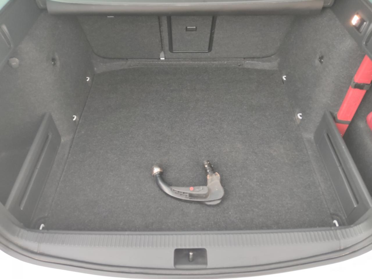 Skoda OCTAVIA 2.0 LED AHZV KAMERA Bildbeschreibung: Skoda OCTAVIA 2.0 LED AHZV KAMERA