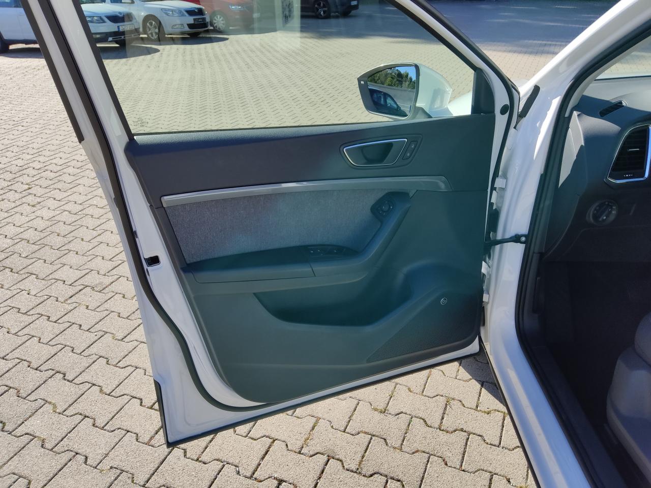 Seat ATECA STYLE EDITION 1.5 TSI DSG SITZHEIZ. AHZV Bildbeschreibung: Seat ATECA STYLE EDITION 1.5 TSI DSG SITZHEIZ. AHZV