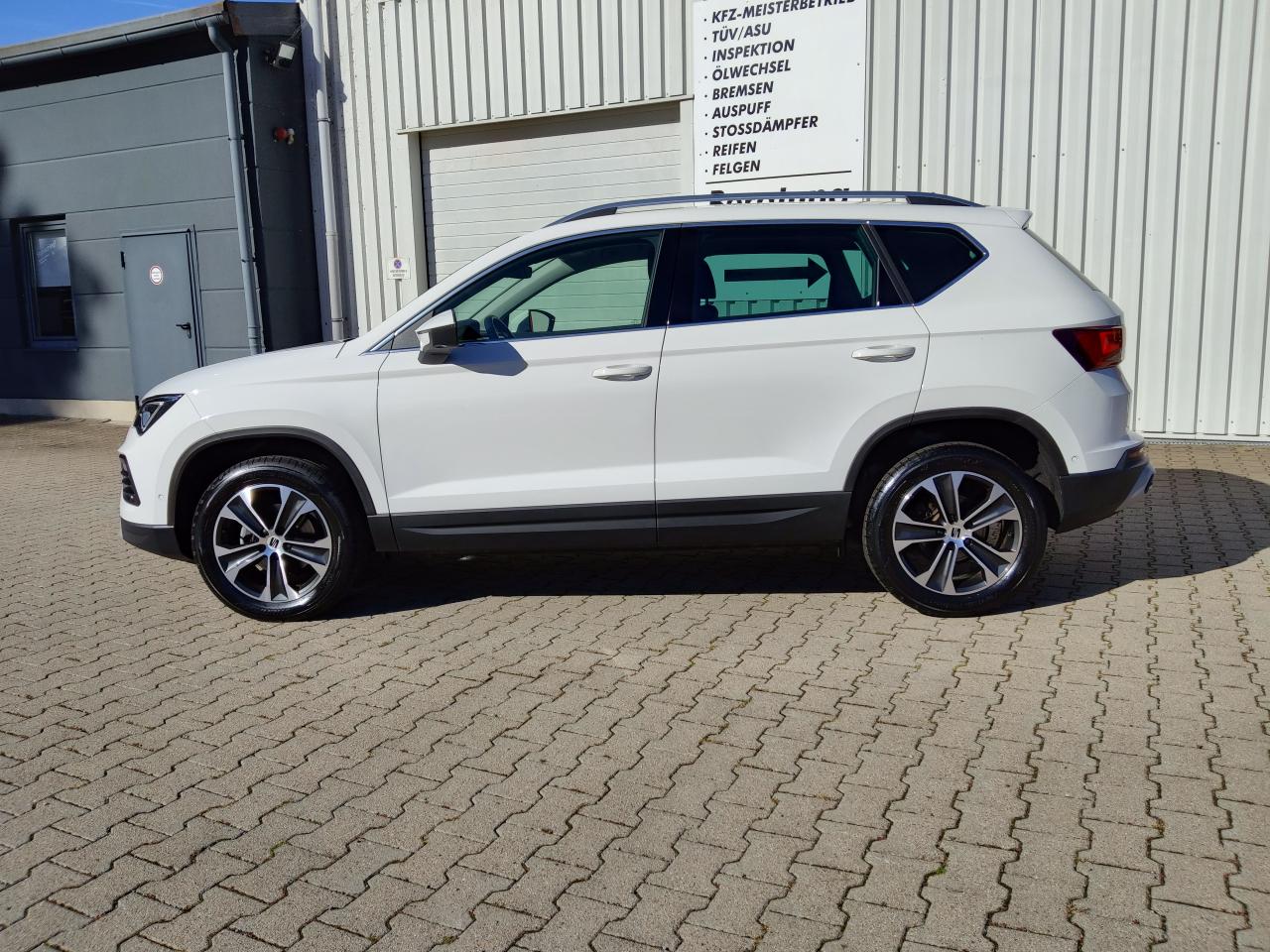 Seat ATECA STYLE EDITION 1.5 TSI DSG SITZHEIZ. AHZV Bildbeschreibung: Seat ATECA STYLE EDITION 1.5 TSI DSG SITZHEIZ. AHZV