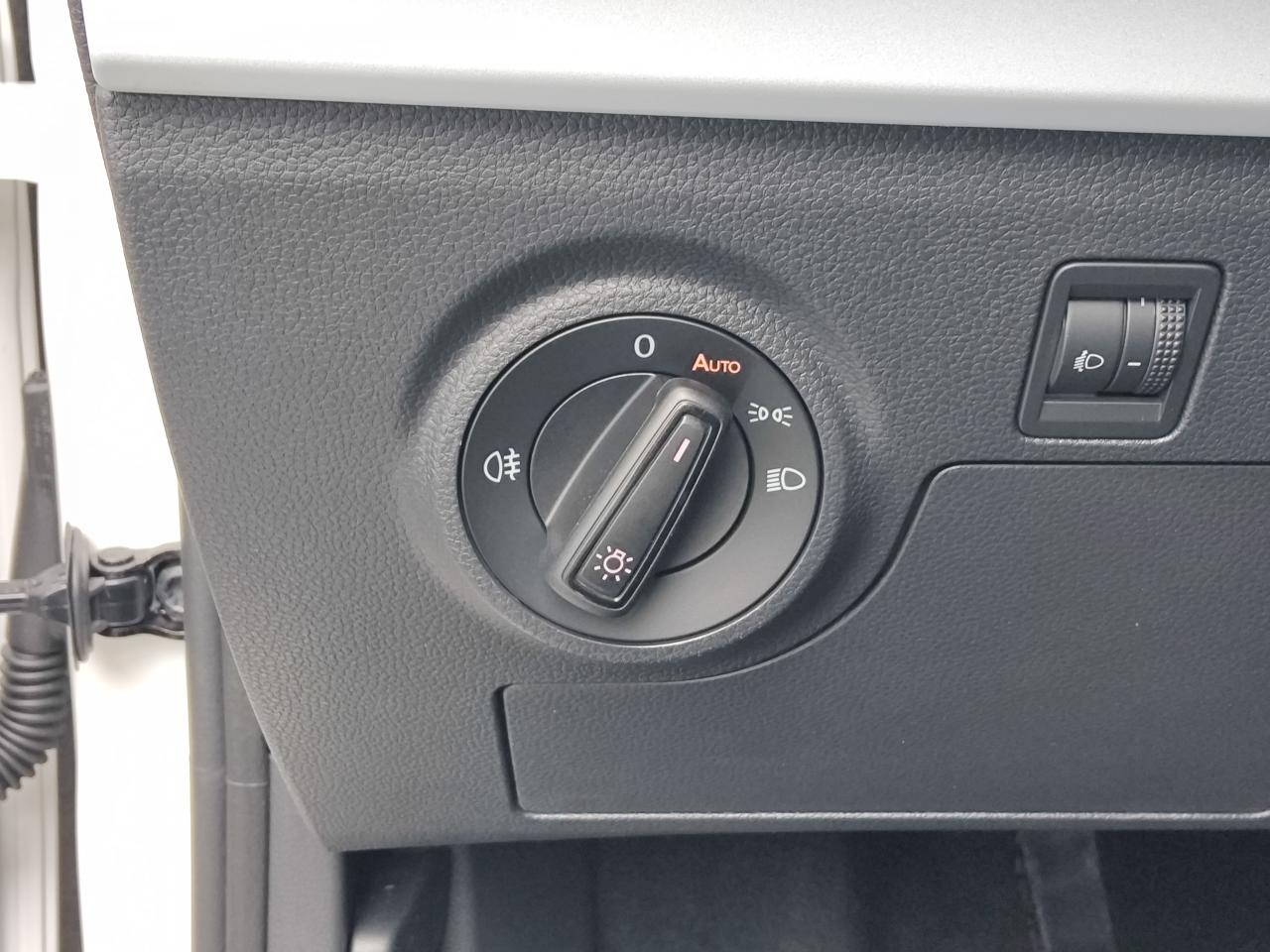 Seat IBIZA REFERENCE 1.0 MPI VOLL-LED DAB+ FRONT-ASS. Bildbeschreibung: Seat IBIZA REFERENCE 1.0 MPI VOLL-LED DAB+ FRONT-ASS.