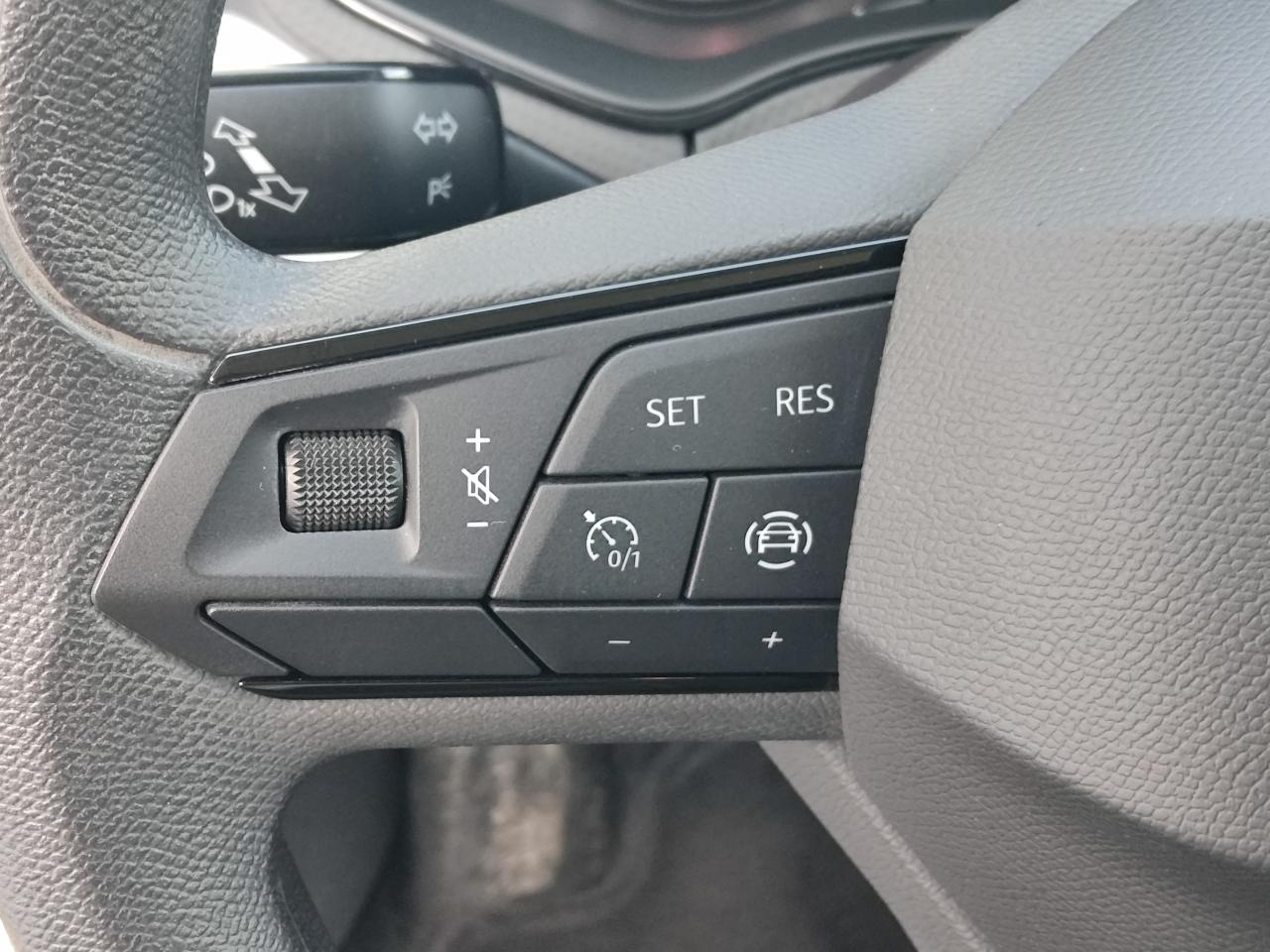 Seat IBIZA REFERENCE 1.0 MPI VOLL-LED DAB+ FRONT-ASS. Bildbeschreibung: Seat IBIZA REFERENCE 1.0 MPI VOLL-LED DAB+ FRONT-ASS.