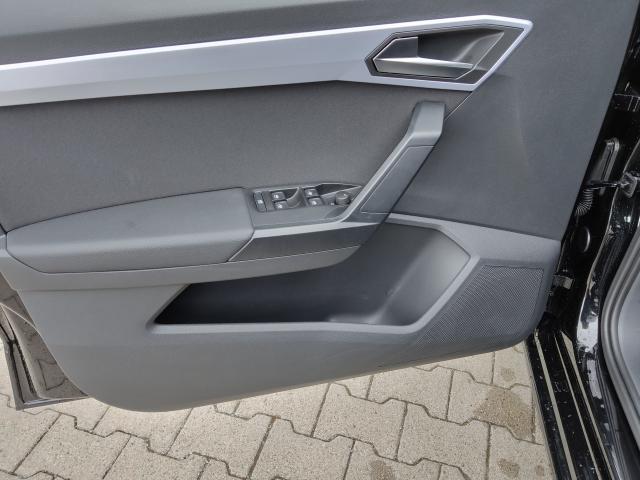 Seat IBIZA FR 1.0 TSI NAVI SITZHEIZUNG DAB+ FREISPR. Bildbeschreibung: Seat IBIZA FR 1.0 TSI NAVI SITZHEIZUNG DAB+ FREISPR.