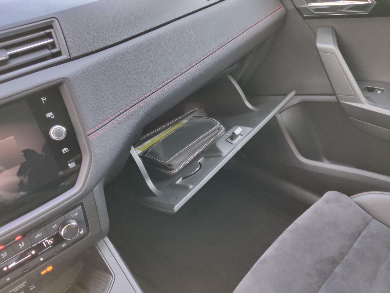 Seat IBIZA FR 1.0 ECO TSI FULL-LINK SITZHEIZ. NAVI Bildbeschreibung: Seat IBIZA FR 1.0 ECO TSI FULL-LINK SITZHEIZ. NAVI