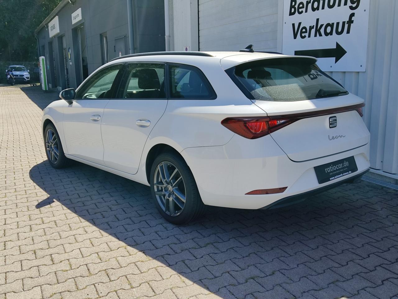 Seat LEON SPORTSTOURER REFERENCE 1.0 TSI TEMPOMAT DAB+ Bildbeschreibung: Seat LEON SPORTSTOURER REFERENCE 1.0 TSI TEMPOMAT DAB+
