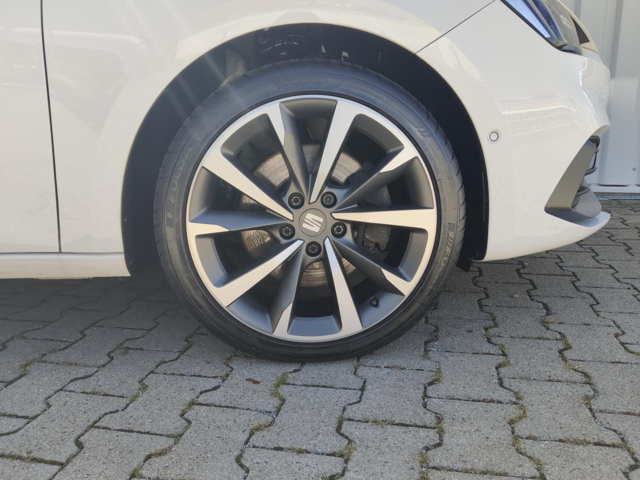 Seat LEON SPORTSTOURER FR 2.0 TDI DSG GAR.-03/2027* Bildbeschreibung: Seat LEON SPORTSTOURER FR 2.0 TDI DSG GAR.-03/2027*