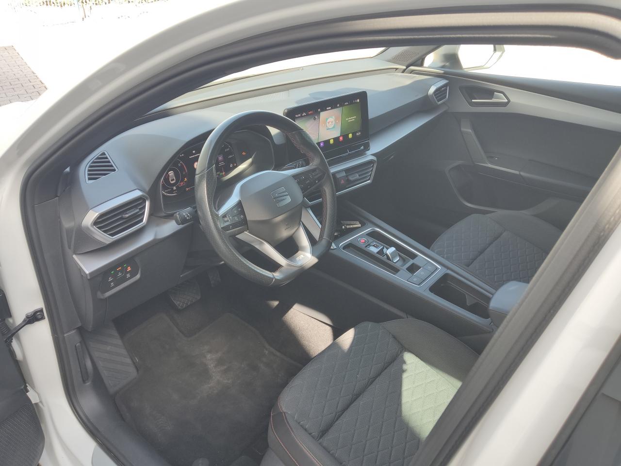 Seat LEON SPORTSTOURER FR 2.0 TDI DSG GAR.-03/2027* Bildbeschreibung: Seat LEON SPORTSTOURER FR 2.0 TDI DSG GAR.-03/2027*