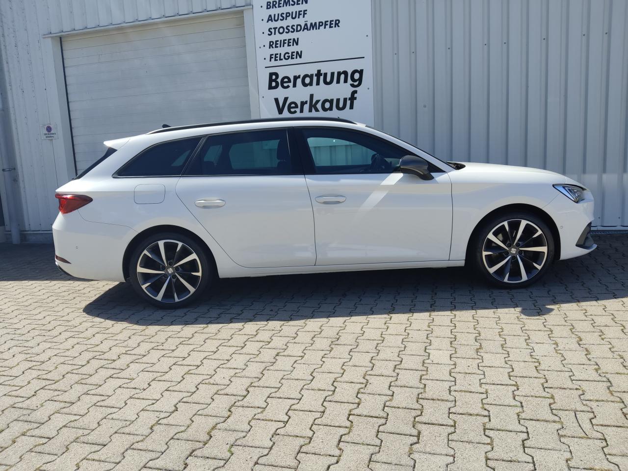 Seat LEON SPORTSTOURER FR 2.0 TDI DSG GAR.-03/2027* Bildbeschreibung: Seat LEON SPORTSTOURER FR 2.0 TDI DSG GAR.-03/2027*