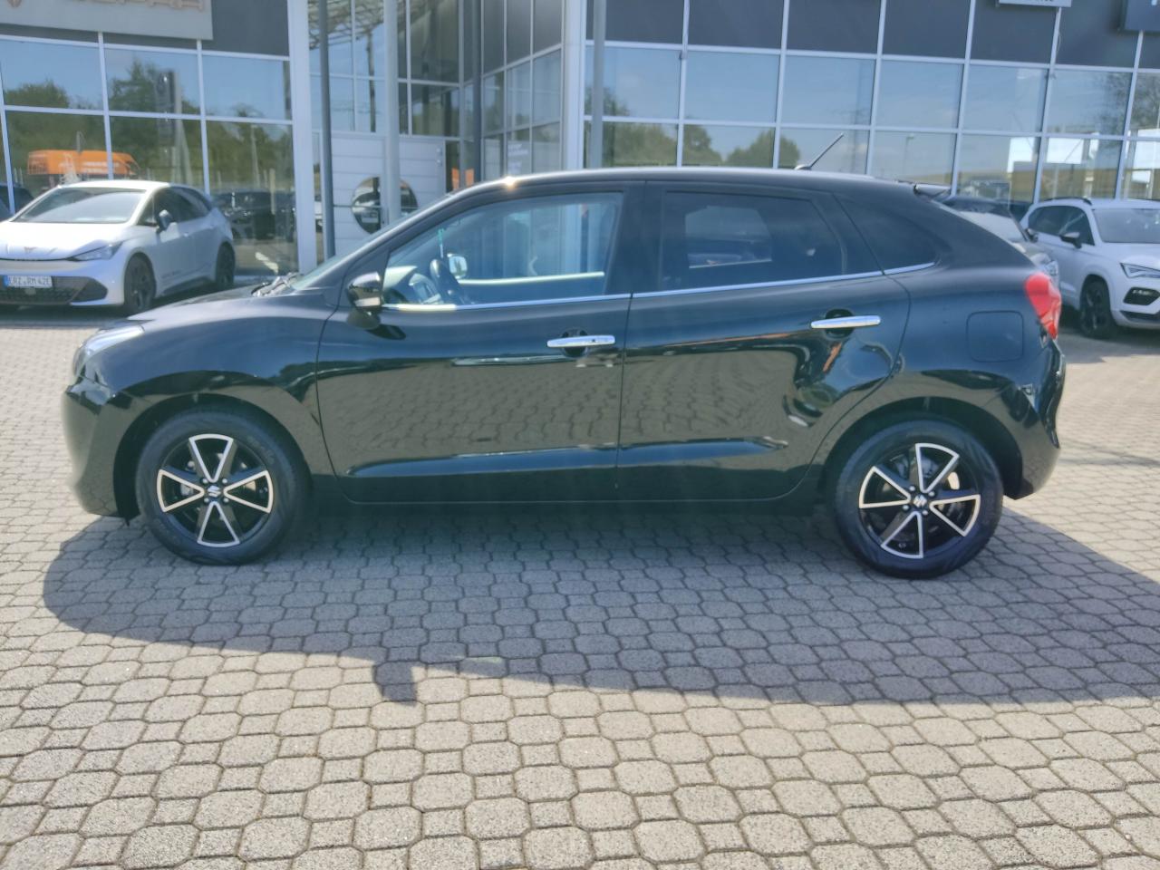 Suzuki BALENO 1.0 BOOSTERJET COMFORT XENON NAVI KAMERA Bildbeschreibung: Suzuki BALENO 1.0 BOOSTERJET COMFORT XENON NAVI KAMERA