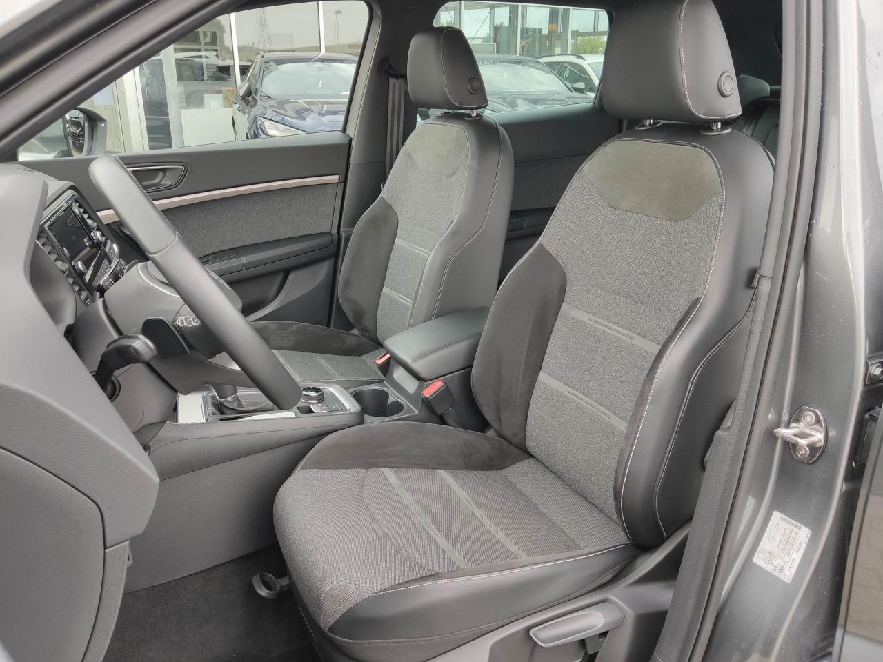 Seat ATECA XPERIENCE 2.0 TSI DSG 4DRIVE STANDH. AHZV Bildbeschreibung: Seat ATECA XPERIENCE 2.0 TSI DSG 4DRIVE STANDH. AHZV