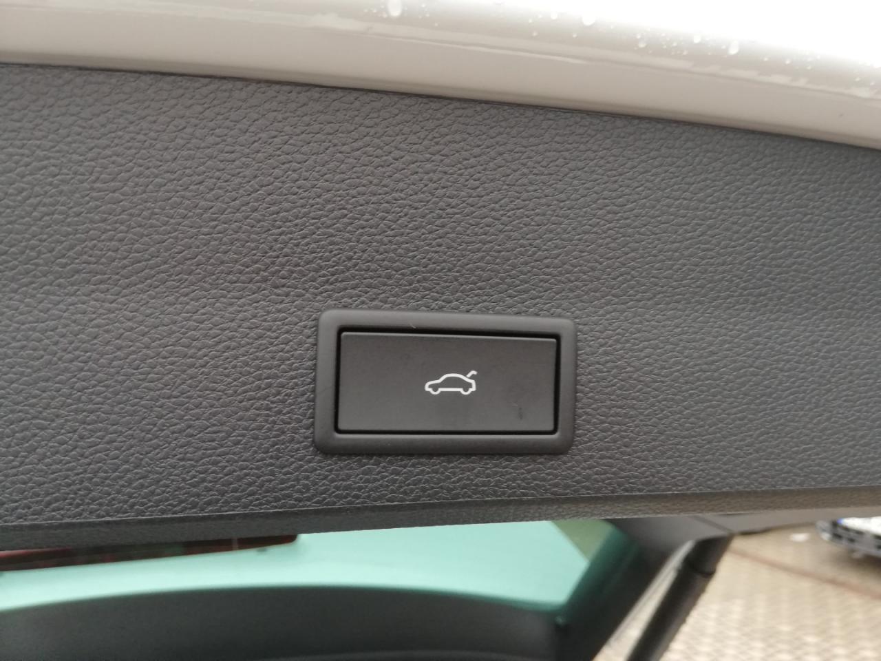 Cupra ATECA VZ 2.0 TSI DSG 4DRIVE, CO2-Klasse: G, AKRAPOVIC-ABGASANL. Bildbeschreibung: Cupra ATECA VZ 2.0 TSI DSG 4DRIVE, CO2-Klasse: G, AKRAPOVIC-ABGASANL.