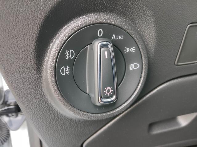 Seat LEON SPORTSTOURER FR 1.5 TSI ACT NAVI PANORAMAD. Bildbeschreibung: Seat LEON SPORTSTOURER FR 1.5 TSI ACT NAVI PANORAMAD.