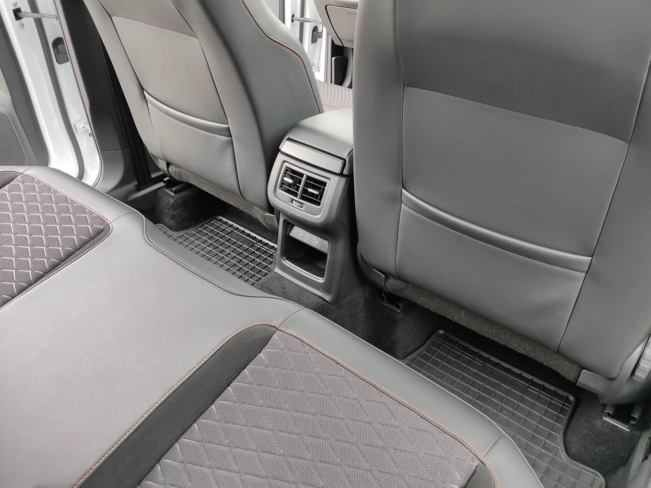 Seat ATECA 1.5 SITZH. FULL-LINK KAMERA DAB+ Bildbeschreibung: Seat ATECA 1.5 SITZH. FULL-LINK KAMERA DAB+