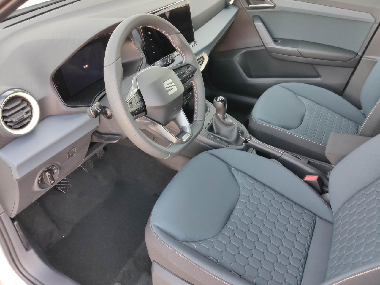 Seat ARONA STYLE 1.0 TSI, CO2-Klasse: D, NAVI PARKLENKASS. KAMERA SHZ Bildbeschreibung: Seat ARONA STYLE 1.0 TSI, CO2-Klasse: D, NAVI PARKLENKASS. KAMERA SHZ