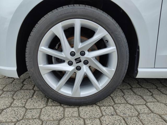 Seat IBIZA FR 1.0 TSI DSG NAVI SITZH. EINPARKH. DAB+ Bildbeschreibung: Seat IBIZA FR 1.0 TSI DSG NAVI SITZH. EINPARKH. DAB+