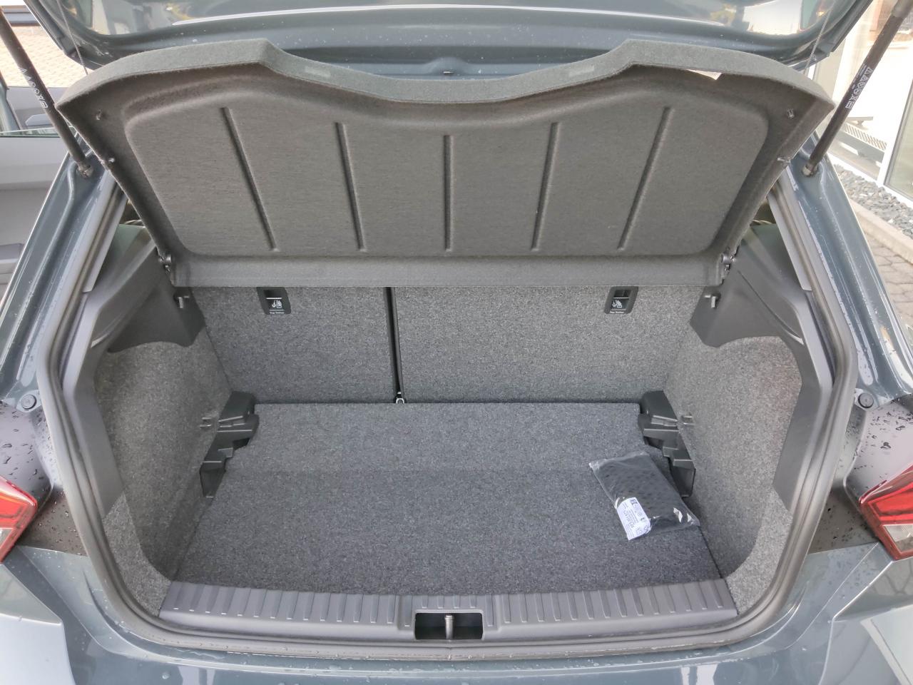 Seat IBIZA 1.0 STYLE, CO2-Klasse: B, NAVI SITZHEIZ. EINPARKH. Bildbeschreibung: Seat IBIZA 1.0 STYLE, CO2-Klasse: B, NAVI SITZHEIZ. EINPARKH.