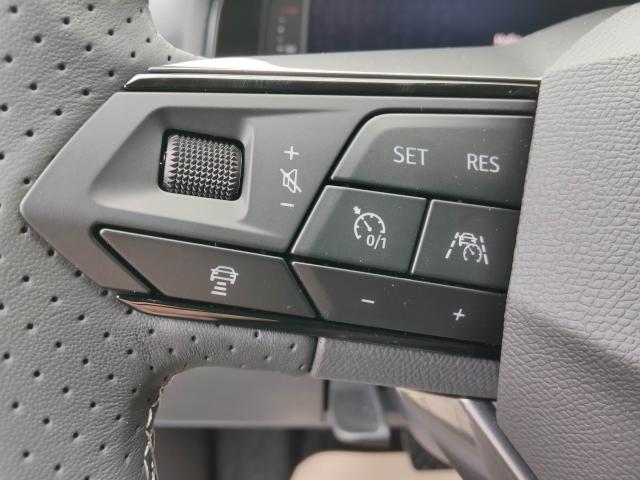 Seat IBIZA FR 1.0 TSI DSG, CO2-Klasse: D, NAVI SITZHEIZ. KAMERA FSE Bildbeschreibung: Seat IBIZA FR 1.0 TSI DSG, CO2-Klasse: D, NAVI SITZHEIZ. KAMERA FSE