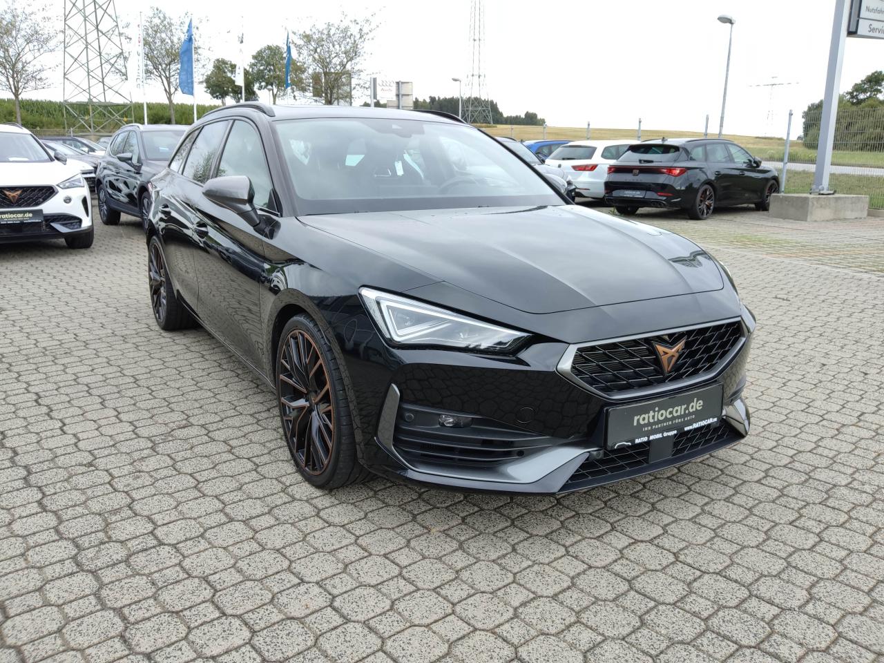 Cupra LEON SPORTSTOURER VZ 2.0 TSI DSG 4DRIVE AHK NAVI Bildbeschreibung: Cupra LEON SPORTSTOURER VZ 2.0 TSI DSG 4DRIVE AHK NAVI