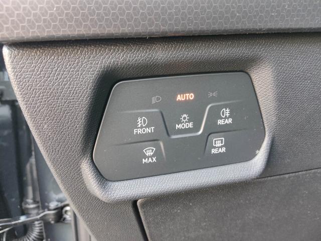 Seat LEON SPORTSTOURER ROAD EDITION 1.5 TSI, CO2-Klasse: D, NAVI SHZ Bildbeschreibung: Seat LEON SPORTSTOURER ROAD EDITION 1.5 TSI, CO2-Klasse: D, NAVI SHZ