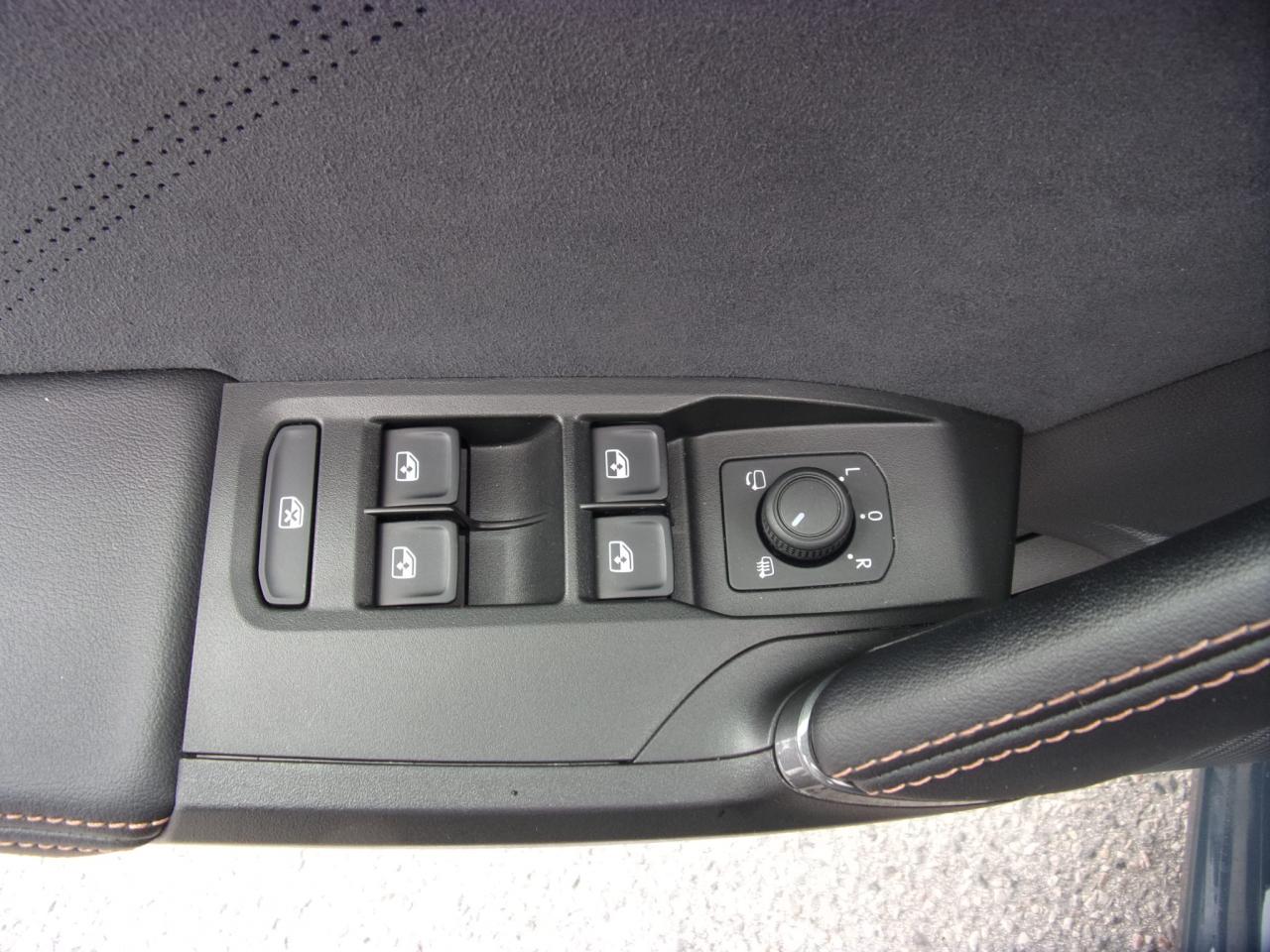 Cupra LEON SPORTSTOURER VZ 2.0 TSI DSG 4DRIVE SITZHEI. Bildbeschreibung: Cupra LEON SPORTSTOURER VZ 2.0 TSI DSG 4DRIVE SITZHEI.