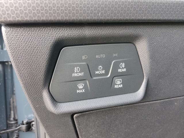 Seat LEON SPORTSTOURER ROAD EDITION 1.5 TSI, CO2-Klasse: D, NAVI SHZ Bildbeschreibung: Seat LEON SPORTSTOURER ROAD EDITION 1.5 TSI, CO2-Klasse: D, NAVI SHZ