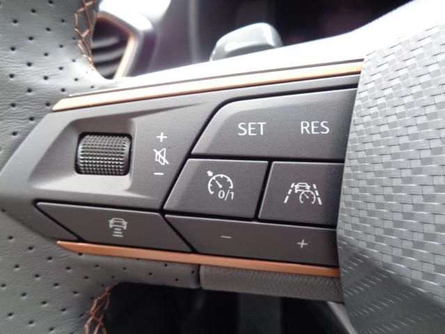 Cupra LEON SPORTSTOURER 1.5 ETSI DSG NAVI SITZH. ACC Bildbeschreibung: Cupra LEON SPORTSTOURER 1.5 ETSI DSG NAVI SITZH. ACC