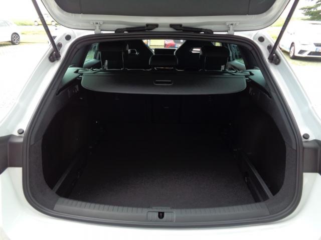 Cupra LEON SPORTSTOURER 1.5 ETSI DSG NAVI SITZH. ACC Bildbeschreibung: Cupra LEON SPORTSTOURER 1.5 ETSI DSG NAVI SITZH. ACC