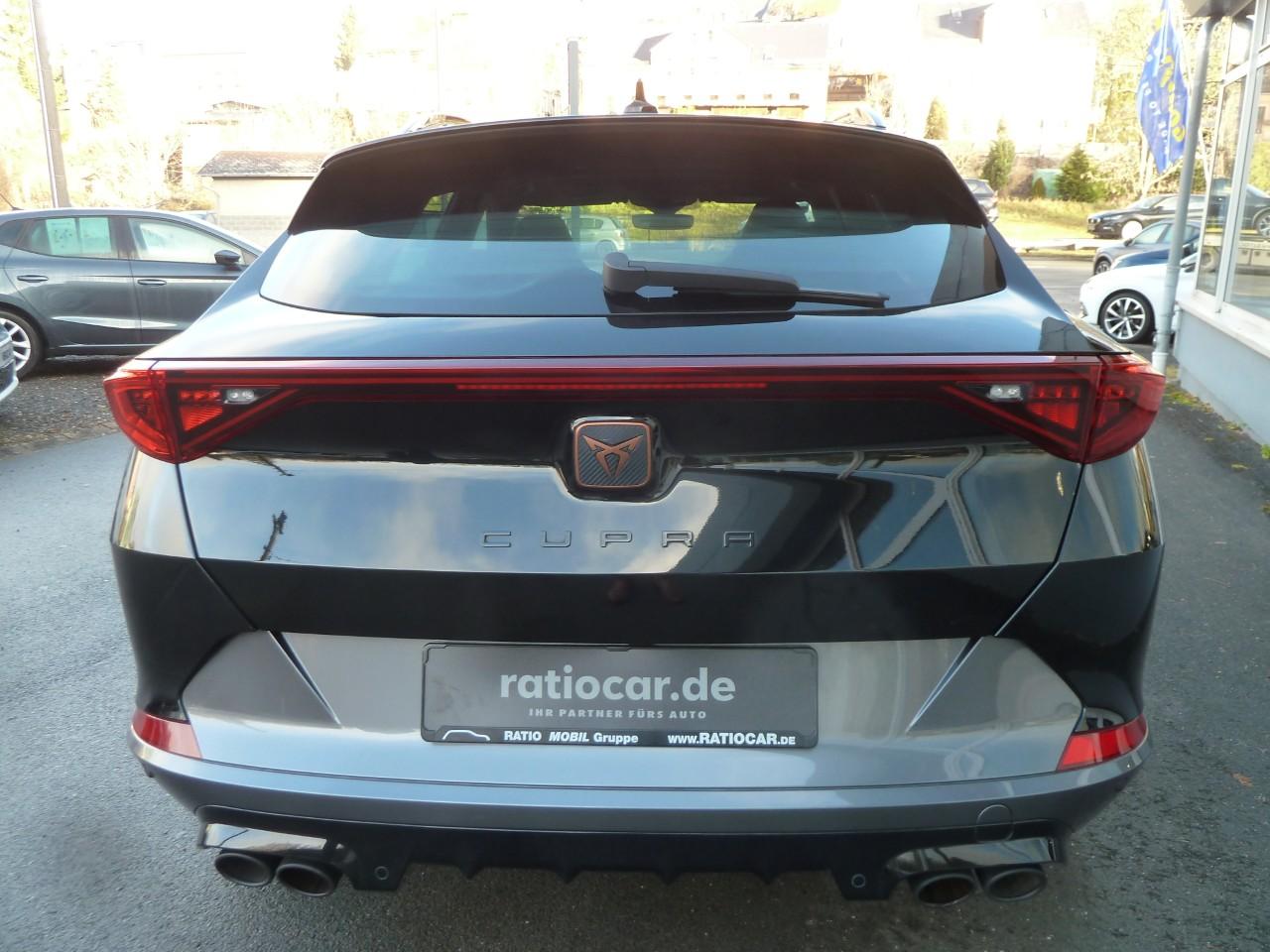 Cupra FORMENTOR VZ 2.0 TSI DSG 4DRIVE PANORAMAD. SHZ Bildbeschreibung: Cupra FORMENTOR VZ 2.0 TSI DSG 4DRIVE PANORAMAD. SHZ