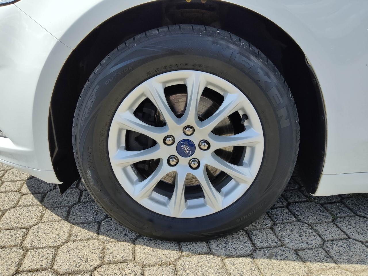 Ford MONDEO TURNIER BUSINESS EDITION 1.5 ECO BOOST Bildbeschreibung: Ford MONDEO TURNIER BUSINESS EDITION 1.5 ECO BOOST