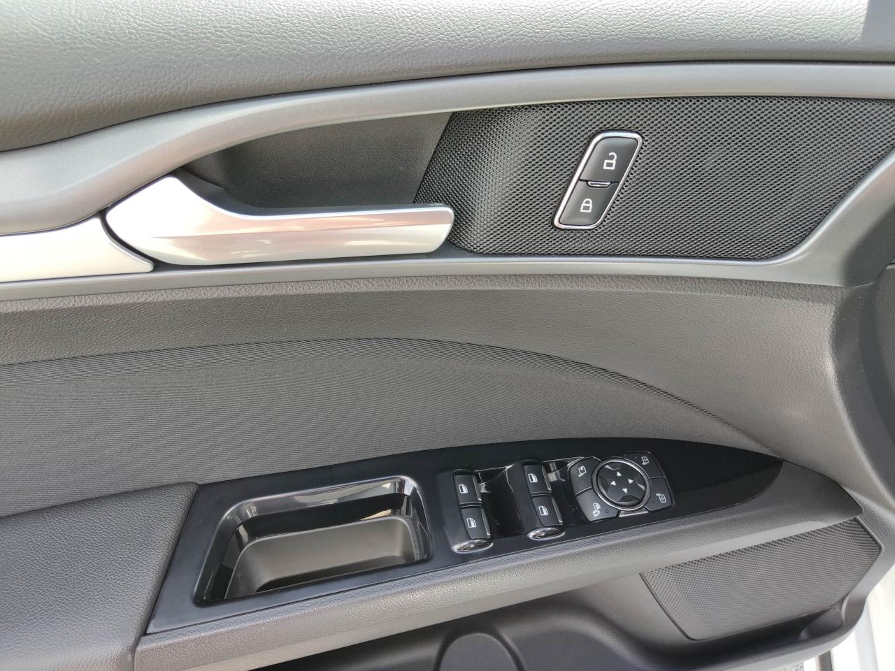 Ford MONDEO TURNIER BUSINESS EDITION 1.5 ECO BOOST Bildbeschreibung: Ford MONDEO TURNIER BUSINESS EDITION 1.5 ECO BOOST