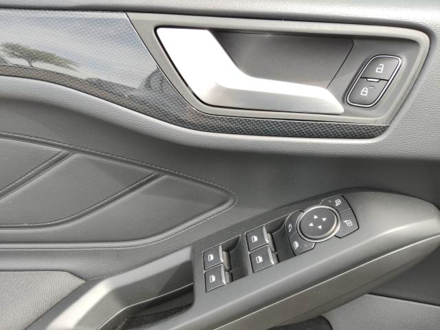 Ford FOCUS ST LINE 1.5 ECOBOOST AUTOMATIK NAVI SITZH. Bildbeschreibung: Ford FOCUS ST LINE 1.5 ECOBOOST AUTOMATIK NAVI SITZH.