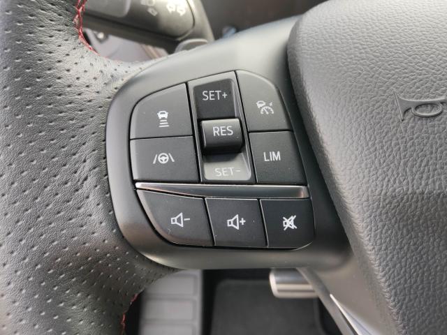 Ford FOCUS ST LINE 1.5 ECOBOOST AUTOMATIK NAVI SITZH. Bildbeschreibung: Ford FOCUS ST LINE 1.5 ECOBOOST AUTOMATIK NAVI SITZH.