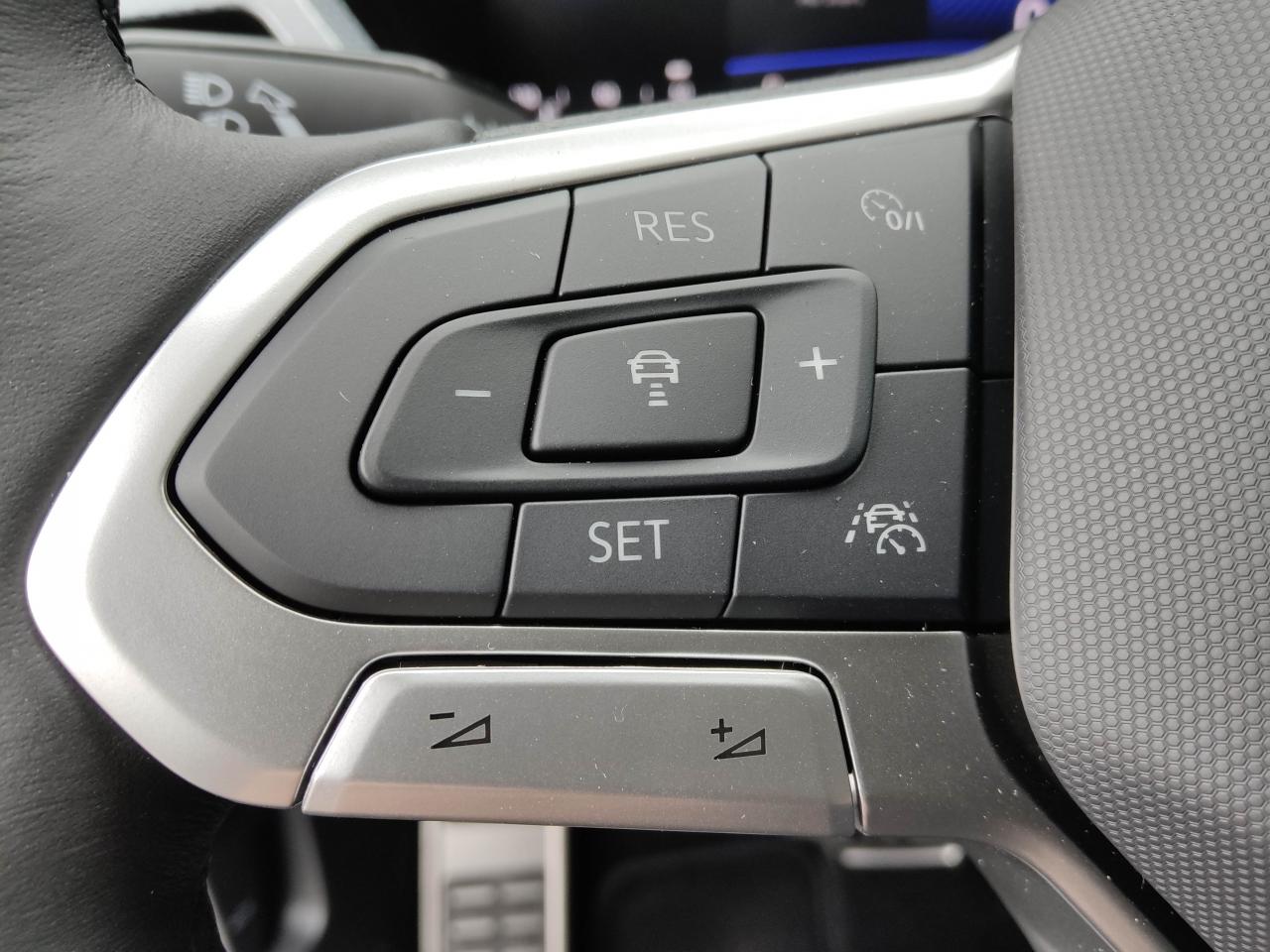 Volkswagen TOURAN COMFORTLINE ENERGY 1.5 TSI DSG, CO2-Klasse: E, NAVI SHZ Bildbeschreibung: Volkswagen TOURAN COMFORTLINE ENERGY 1.5 TSI DSG, CO2-Klasse: E, NAVI SHZ