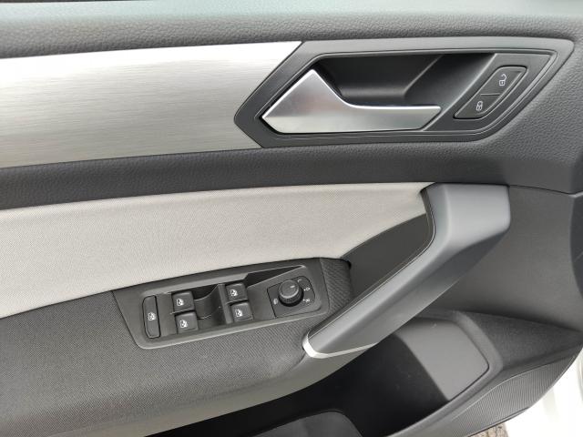 Volkswagen TOURAN COMFORTLINE 1.5 TSI NAVI AHZV SHZ Bildbeschreibung: Volkswagen TOURAN COMFORTLINE 1.5 TSI NAVI AHZV SHZ