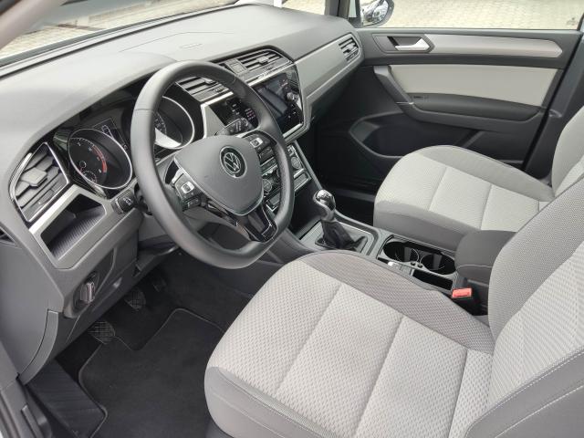 Volkswagen TOURAN COMFORTLINE 1.5 TSI NAVI AHZV SHZ Bildbeschreibung: Volkswagen TOURAN COMFORTLINE 1.5 TSI NAVI AHZV SHZ