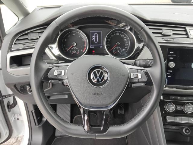 Volkswagen TOURAN COMFORTLINE 1.5 TSI NAVI AHZV SHZ Bildbeschreibung: Volkswagen TOURAN COMFORTLINE 1.5 TSI NAVI AHZV SHZ