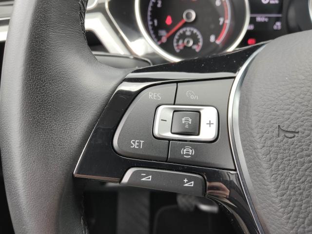 Volkswagen TOURAN COMFORTLINE 1.5 TSI NAVI AHZV SHZ Bildbeschreibung: Volkswagen TOURAN COMFORTLINE 1.5 TSI NAVI AHZV SHZ