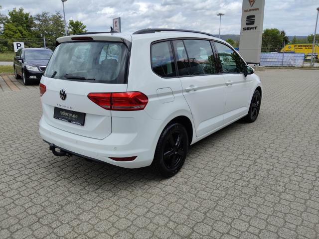 Volkswagen TOURAN COMFORTLINE 1.5 TSI NAVI AHZV SHZ Bildbeschreibung: Volkswagen TOURAN COMFORTLINE 1.5 TSI NAVI AHZV SHZ