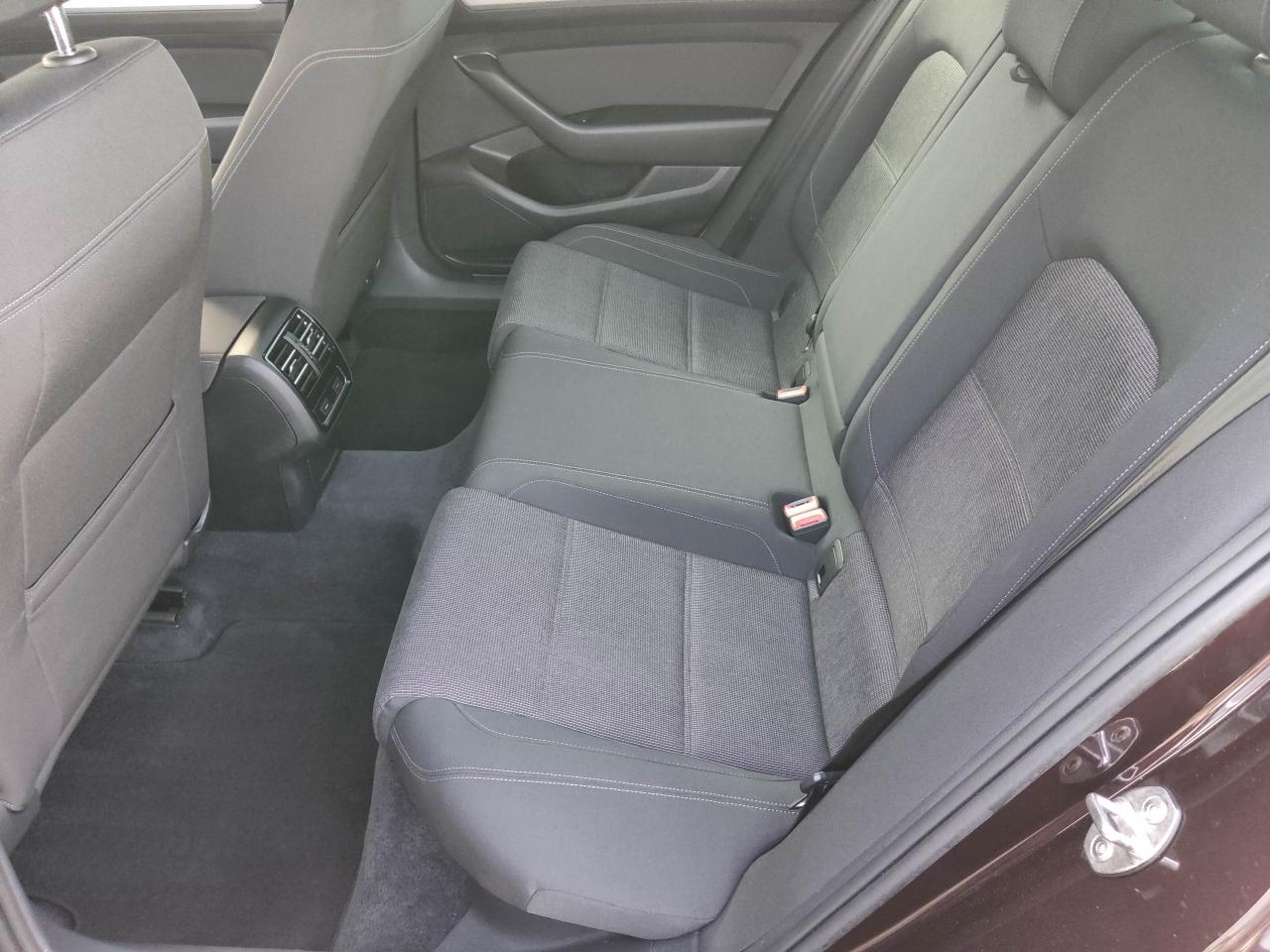 Volkswagen PASSAT VARIANT COMFORTLINE 1.4 TSI NAVI SITZHEI. Bildbeschreibung: Volkswagen PASSAT VARIANT COMFORTLINE 1.4 TSI NAVI SITZHEI.