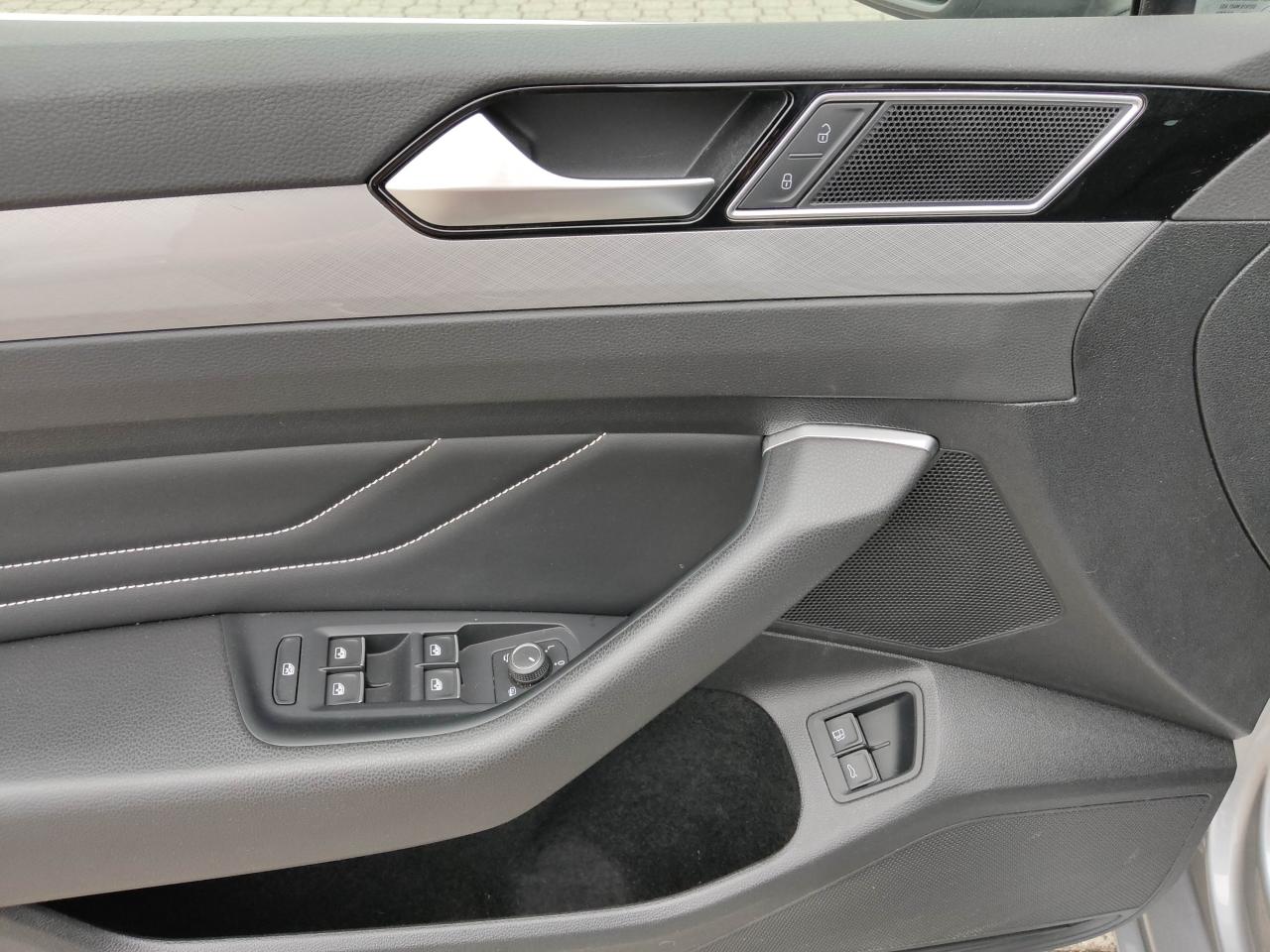 Volkswagen PASSAT GTE VARIANT 1.4 eHYBRID DSG NAVI SHZ RFK Bildbeschreibung: Volkswagen PASSAT GTE VARIANT 1.4 eHYBRID DSG NAVI SHZ RFK